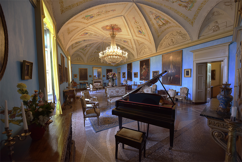 Salone della Musica - Castello di Roppolo